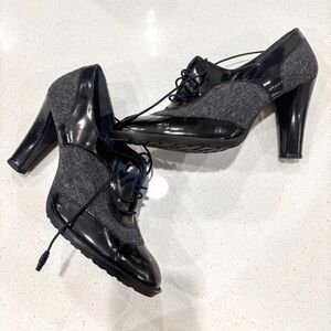 Stuart Weitzman Black and Gray Heeled Shoes